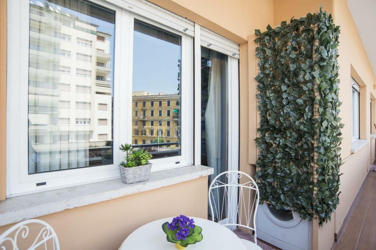 Stradivari Luxury Apartment Рим Экстерьер фото